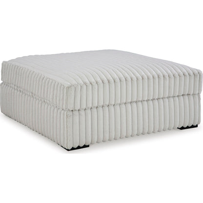 Pouf d'appoint surdimensionné et stupéfiant