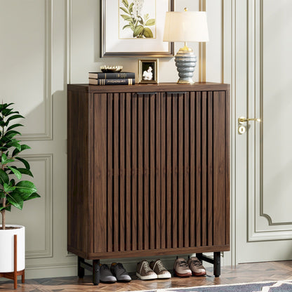 Meuble à chaussures avec porte pour 24 paires, idéal pour l'entrée ou le salon.