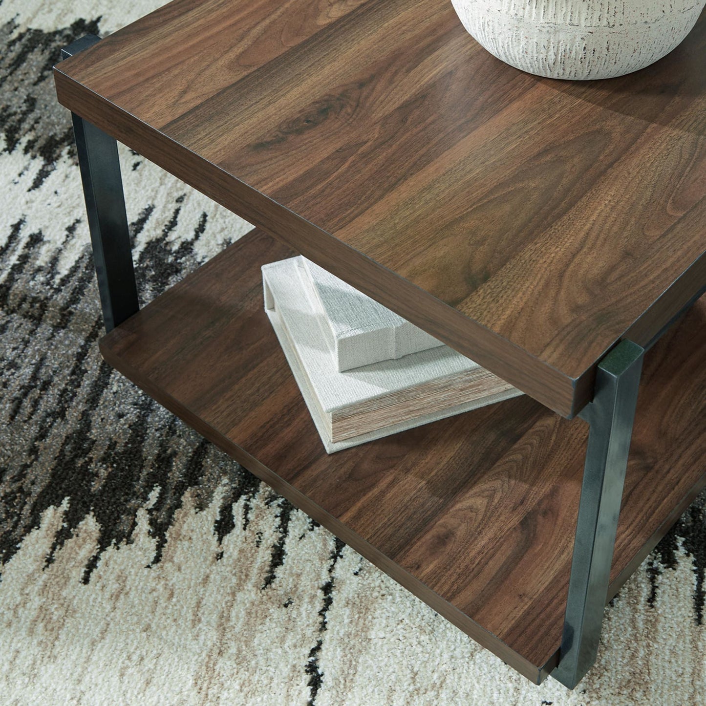 Ensemble de tables d'appoint Trindwick (ensemble de 3)