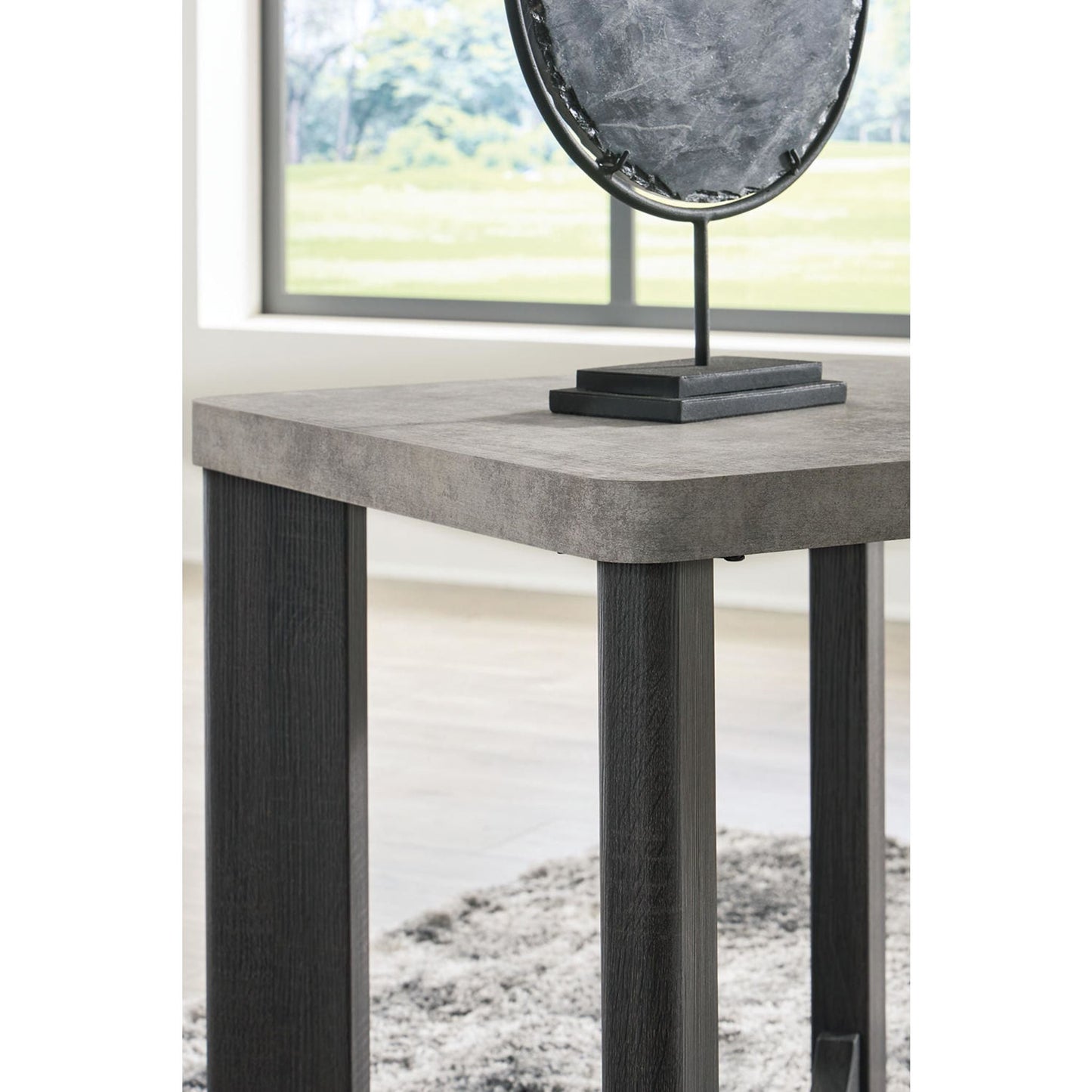 Ensemble de tables d'appoint Sharstorm (ensemble de 3)