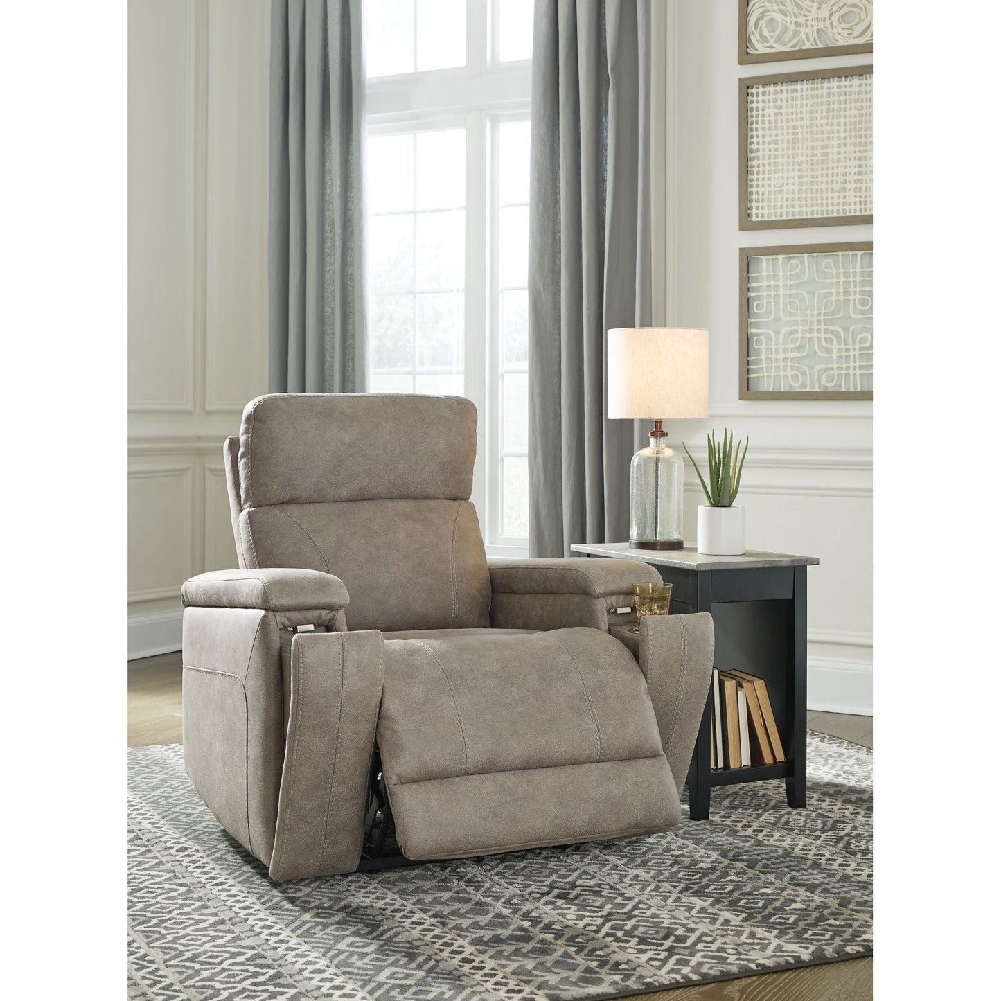 Fauteuil inclinable électrique Rowlett avec appui-tête réglable