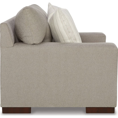 Chaise Maggie et demie