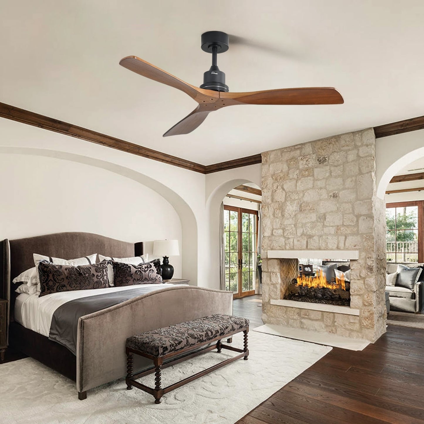 Ventilateur de plafond d'intérieur Sofucor 52 en bois avec éclairage intégré et télécommande (en option).