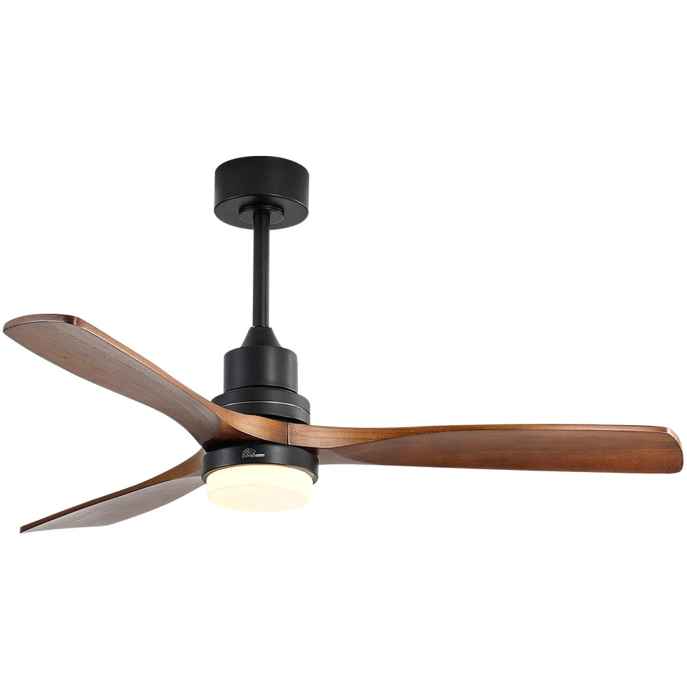 Ventilateur de plafond d'intérieur Sofucor 52 en bois avec éclairage intégré et télécommande (en option).