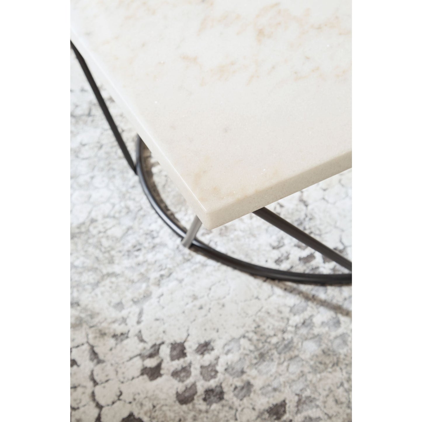 Table basse carrée de Vincent