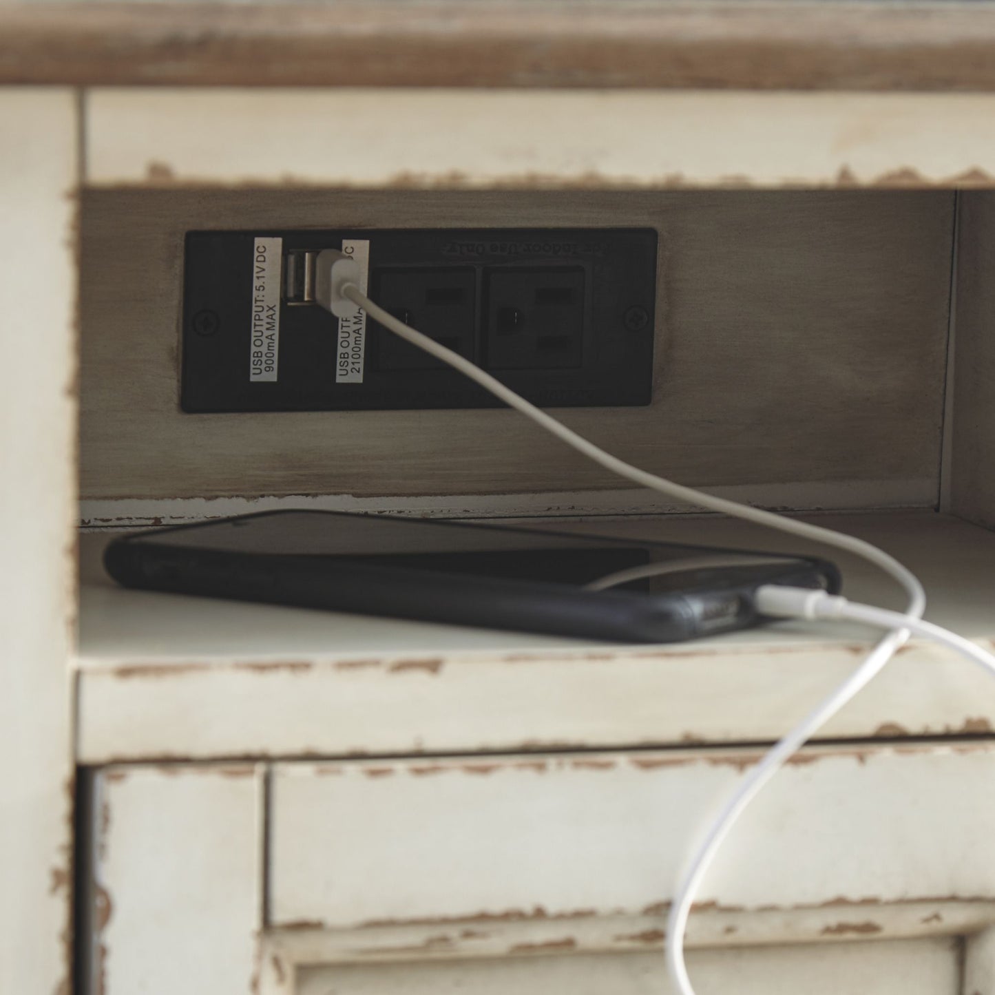 Table d'appoint Realyn