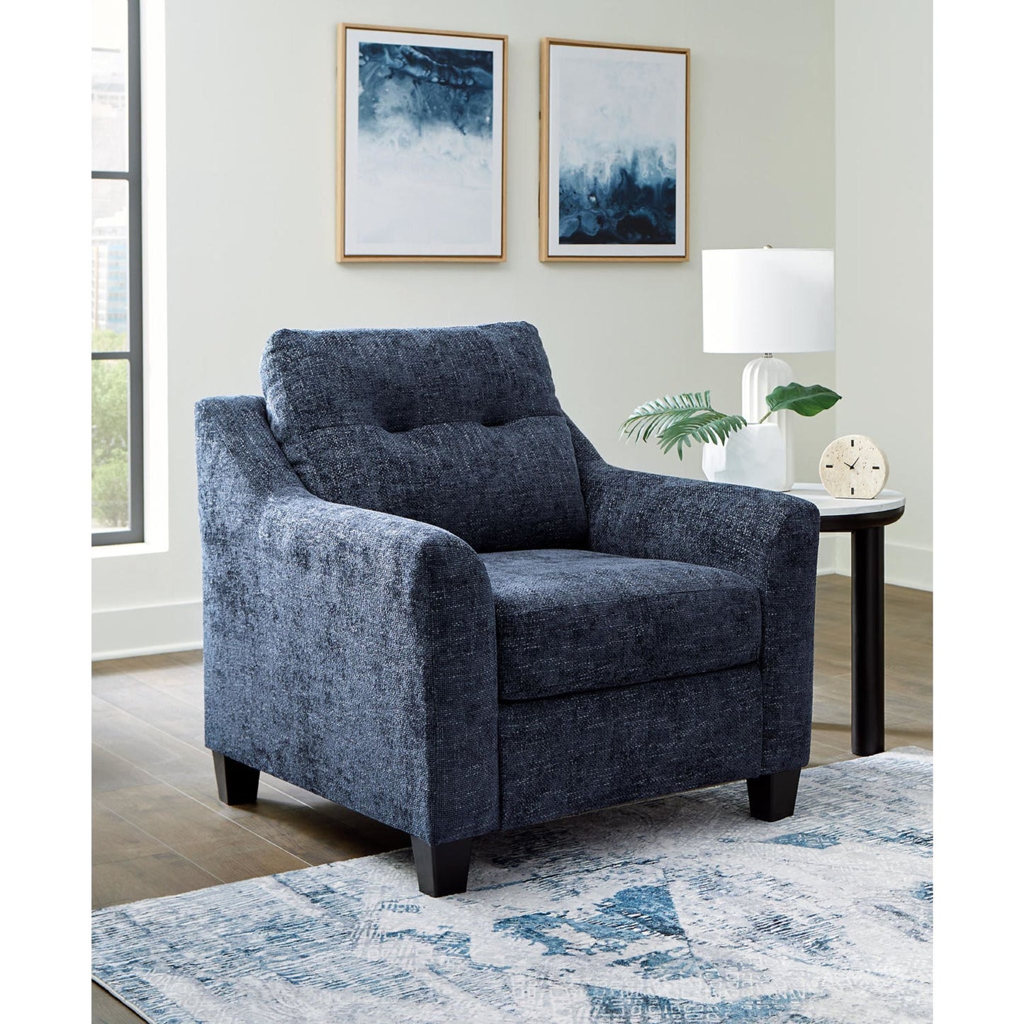 Présidente exclusive Keenelynn