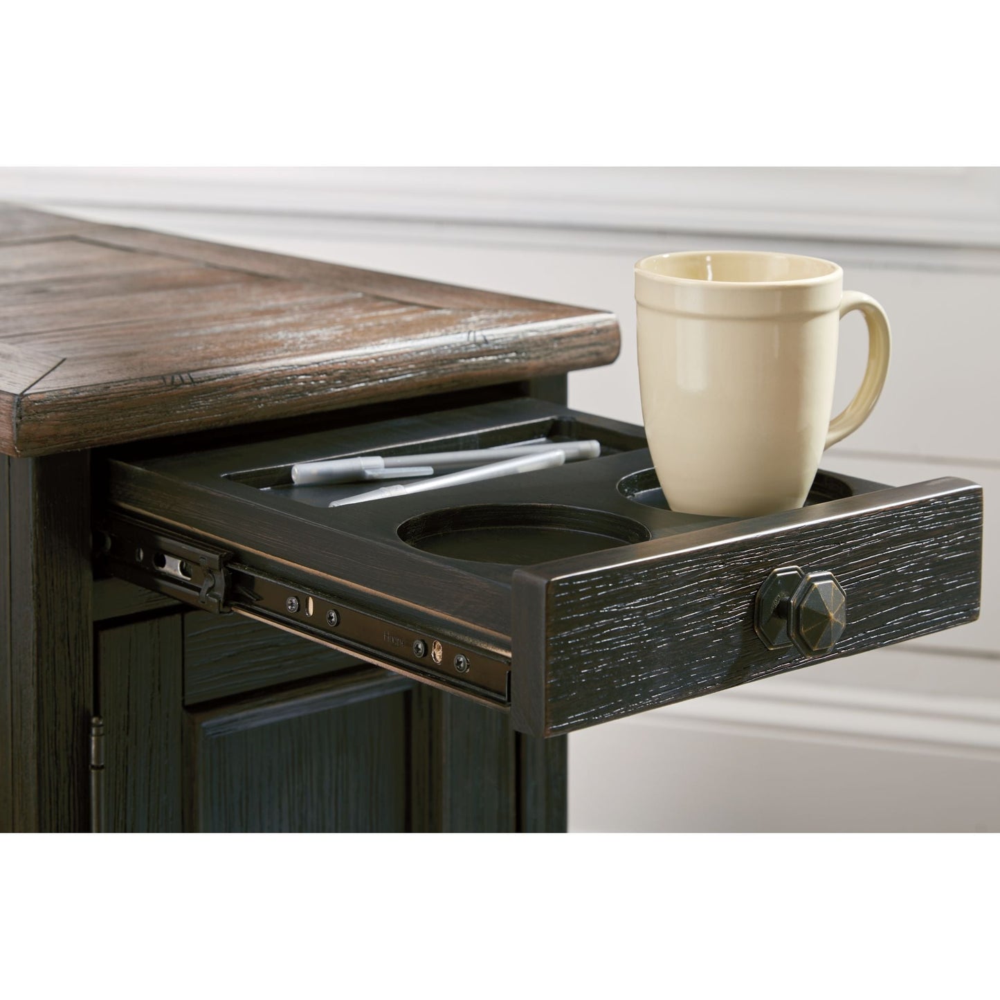 Table d'appoint Tyler Creek