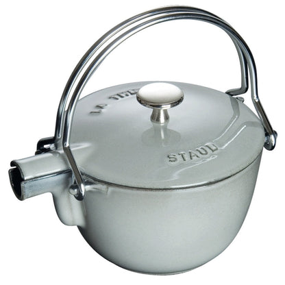 Bouilloire ronde en fonte STAUB de 1 litre