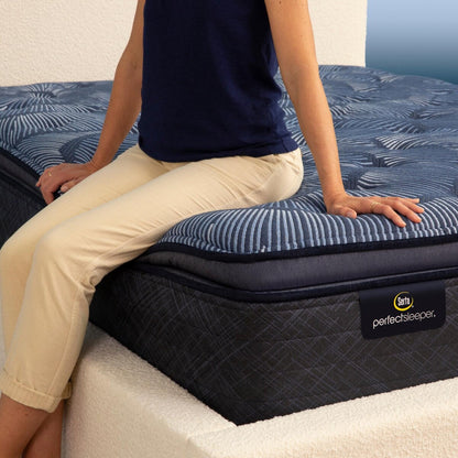 Matelas Serta Perfect Sleeper Oasis Sleep 15 à plateau-coussin moelleux
