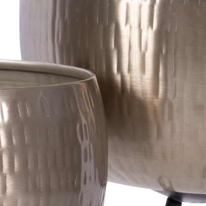 Ensemble de 2 jardinières robustes en fer forgé Sagebrook Home sur supports modernes - Transformez votre espace de vie en une oasis