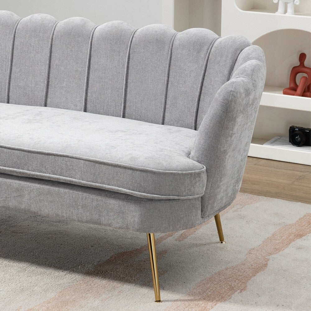 Petit canapé deux places avec pieds en métal doré - 2 places